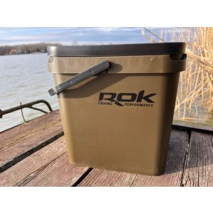 ROK 17 literes szögletes keverő edény fedéllel - SQUARE BUCKET with soft cover - Zöld színben